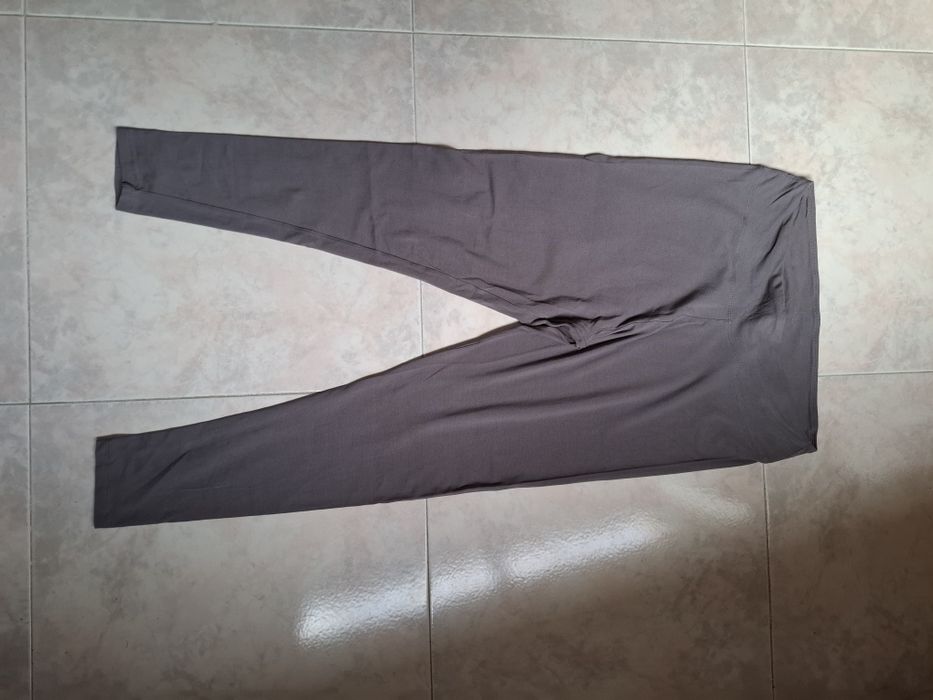 Leggings cinzentas XL cintura subida