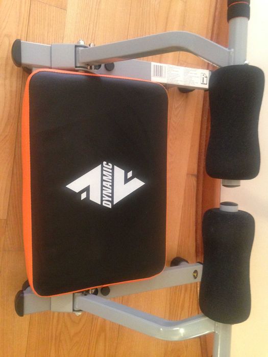 DYNAMIC Przyrząd  do ćwiczeń mięśni brzucha