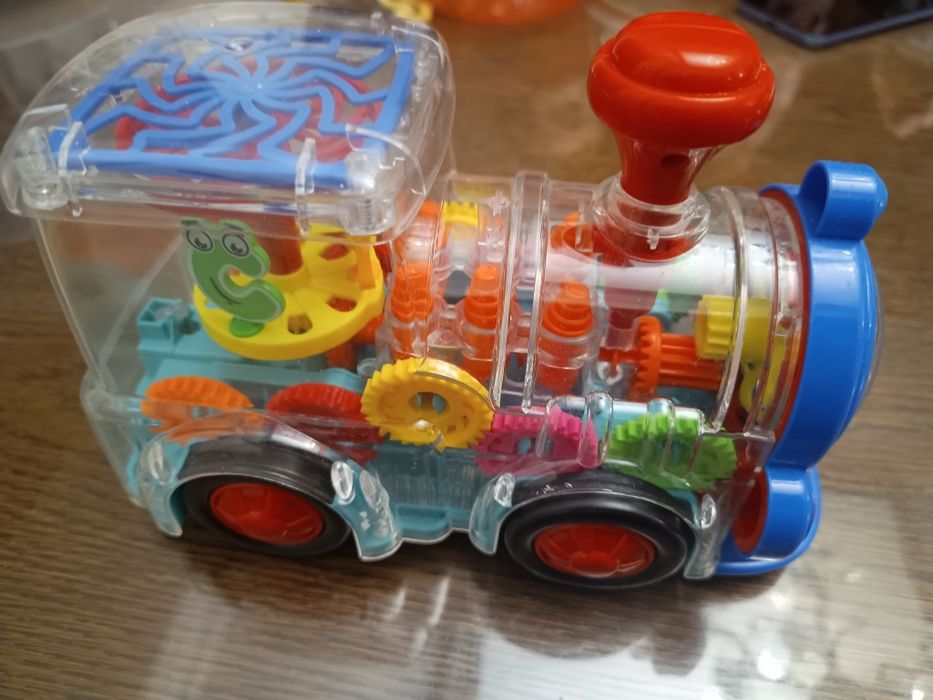 Grająca i świecąca ciuchcia