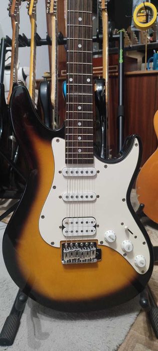 Ashton Sunburst Stratocaster