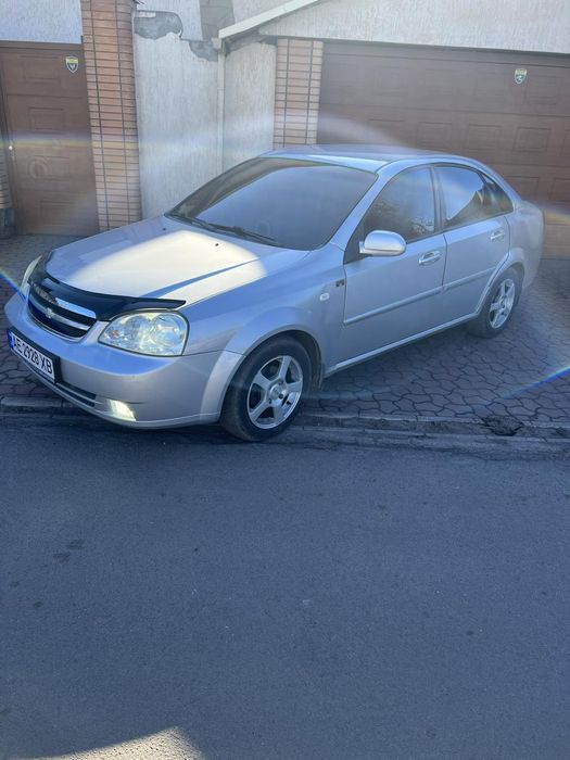 Продам Шевролет Лачеті