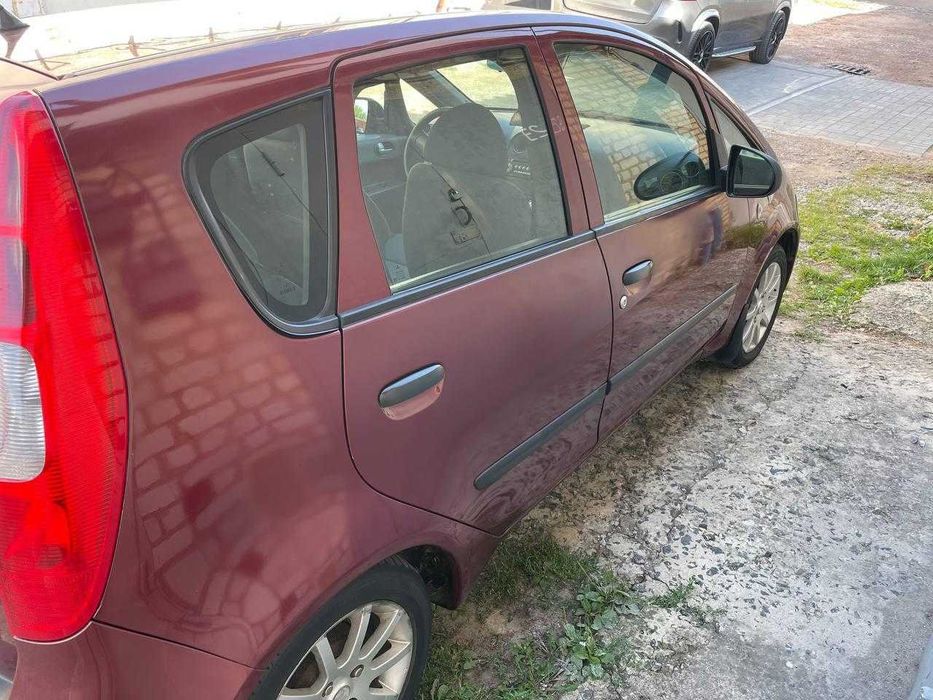 Mitsubishi Colt 2005