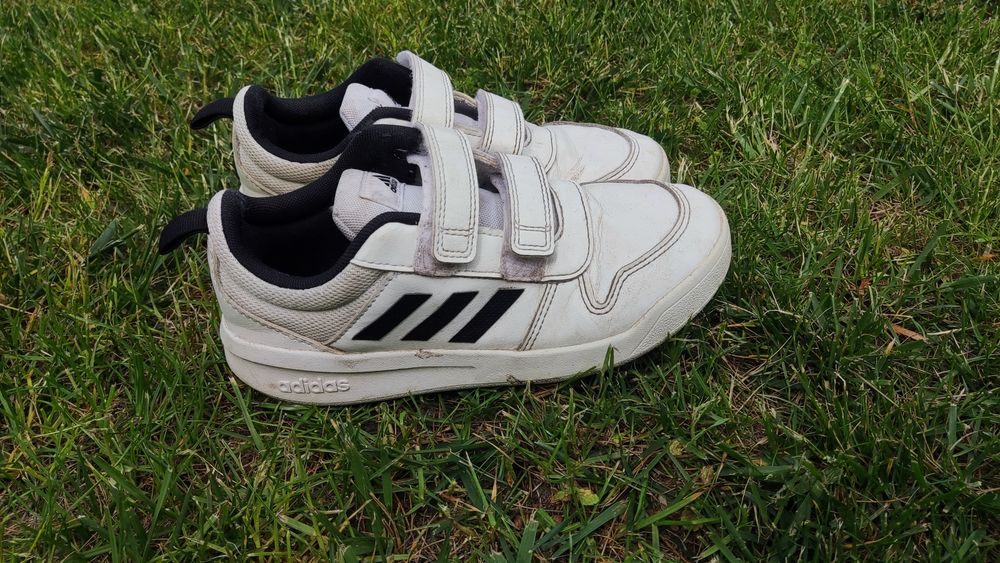 Buty sportowe adidas 32