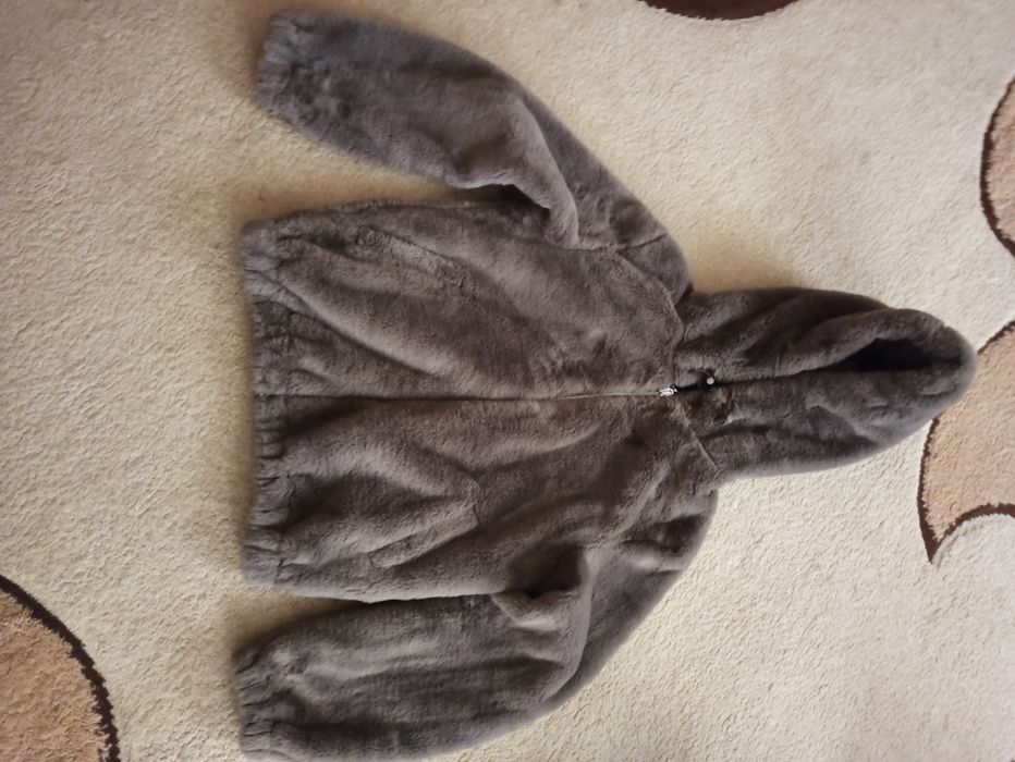 Шубка для дівчаток.