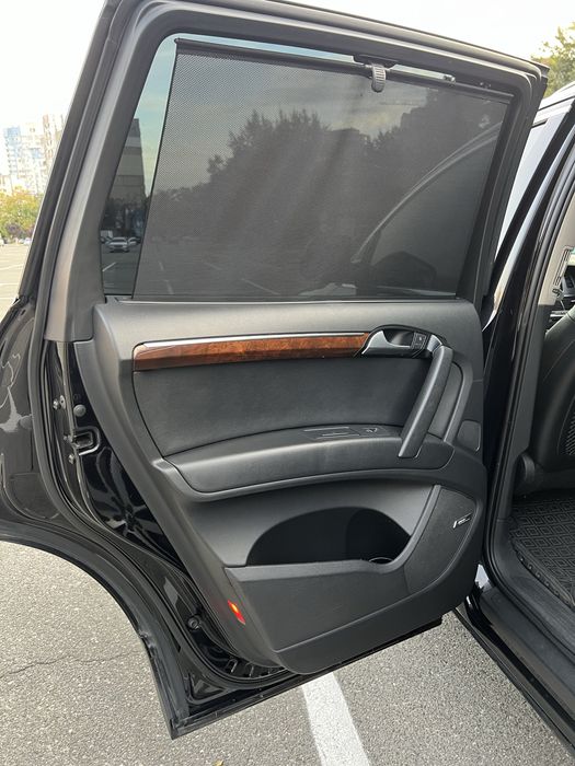 Продається Audi Q7