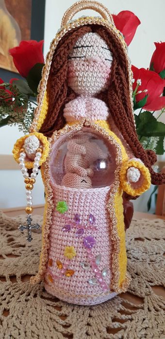 Nossa Senhora Grávida Amigurumi