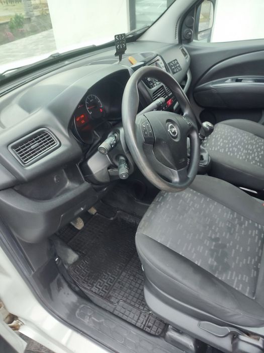 Продам Opel Combo