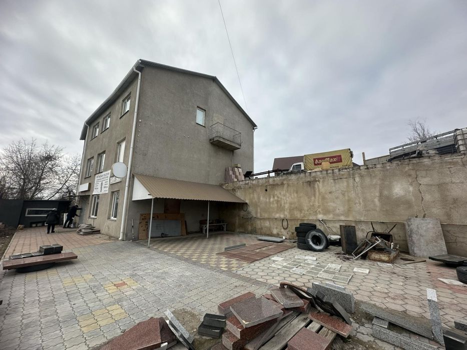 Продам комерческое помещение