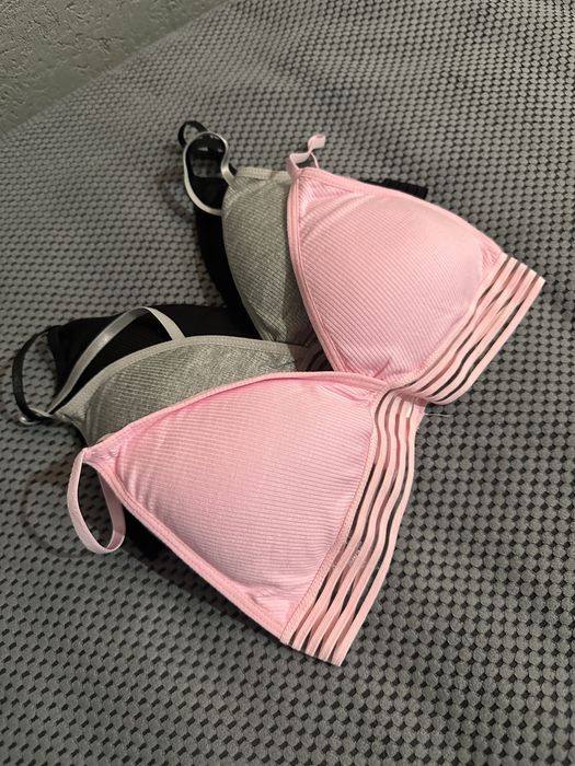 Stanik biustonosz 3 sztuki r.S nowe