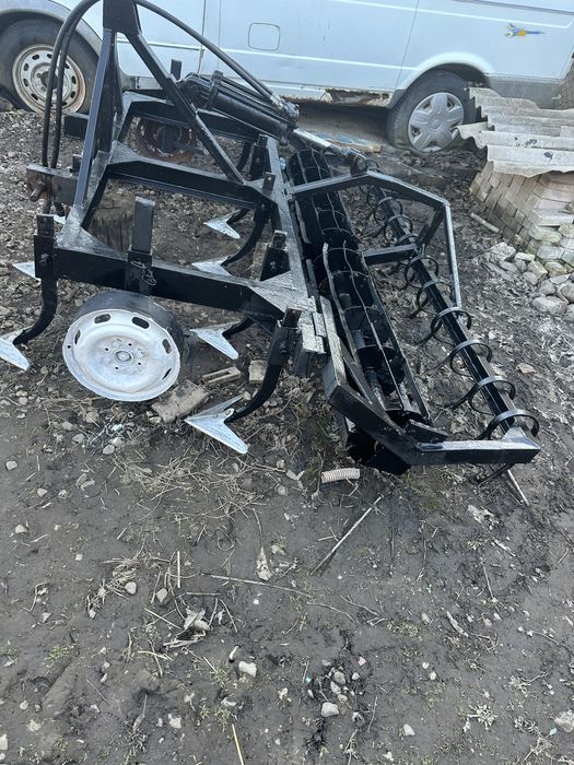 Культиватор з гідроциліндром