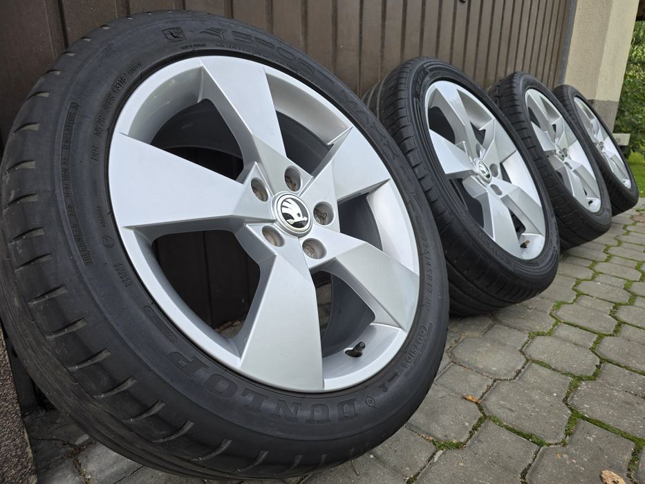 Felgi z oponami 225/45R17 Skoda Octavia 5x112 Yeti Superb Golf A3 A4