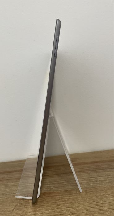 iPad Air 2 64Gb,  WI-Fi .