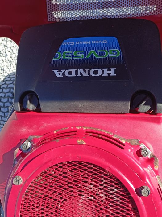 Traktorek kosiarka Honda 2218