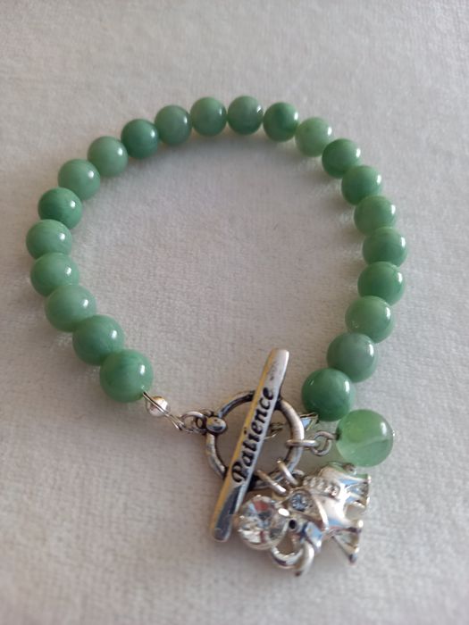 Bransoletka Avon z zawieszką