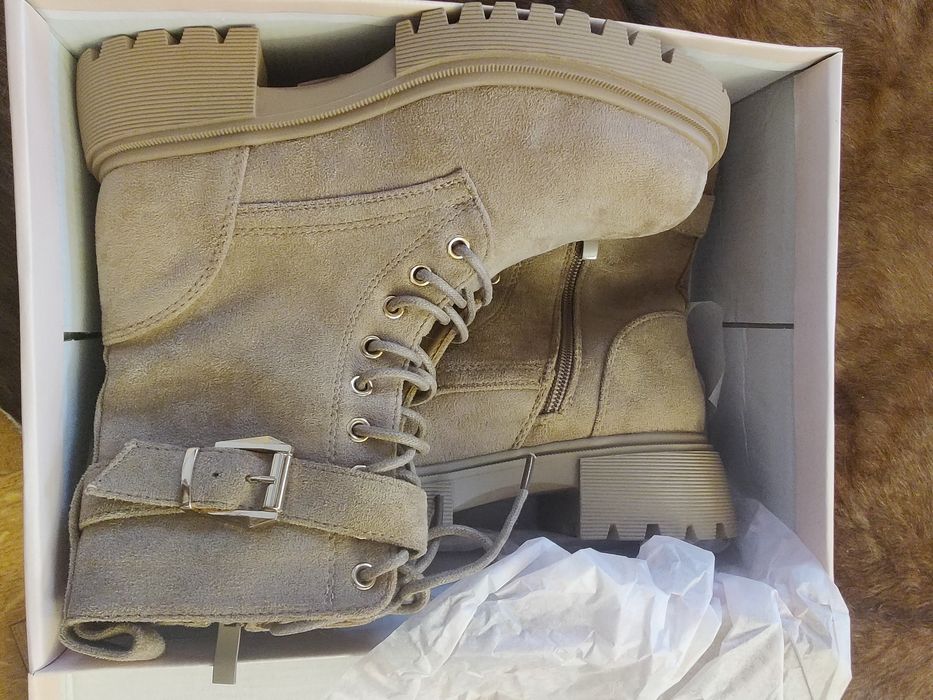 NOWE trapery botki Deezee r36