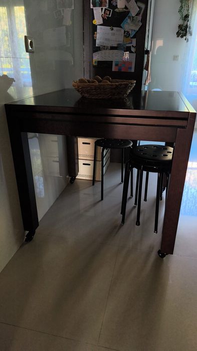Mesa de jantar  preta