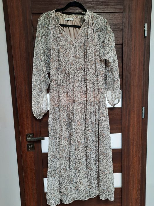Reserved wzorzysta sukienka maxi zwiewna rozm38,M