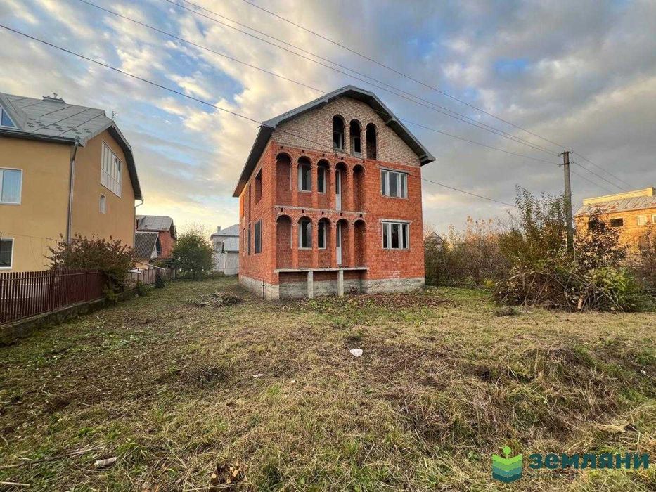 Продається будинок на земельній ділянці 7,7 соток м.Тисмениця (5)