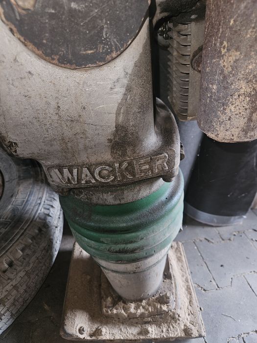 Zagęszczarka stopa skoczek Wacker