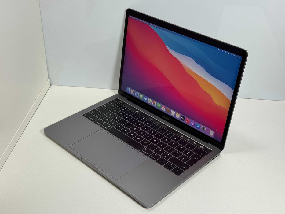 MacBook Pro 13 2017 Touchbar i5 8GB RAM 512GB SSD Super Stan VAT 23%