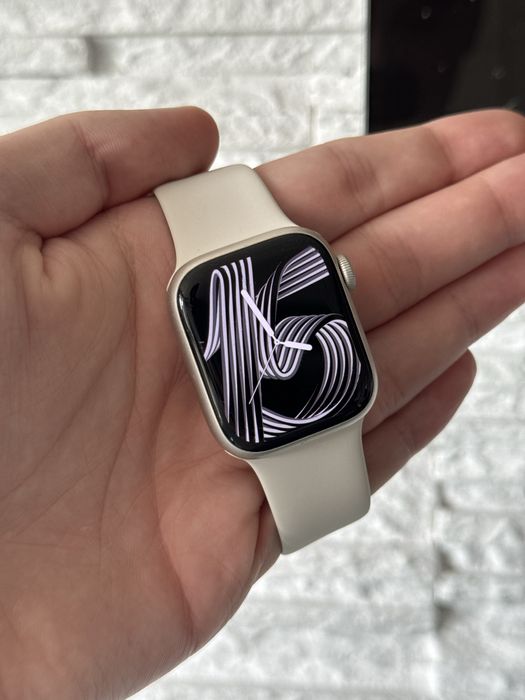 Apple Watch 7 starlight srebrny 41mm
