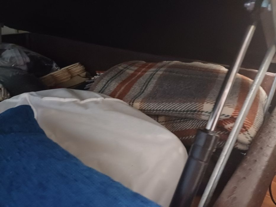 Sommier com arrumação