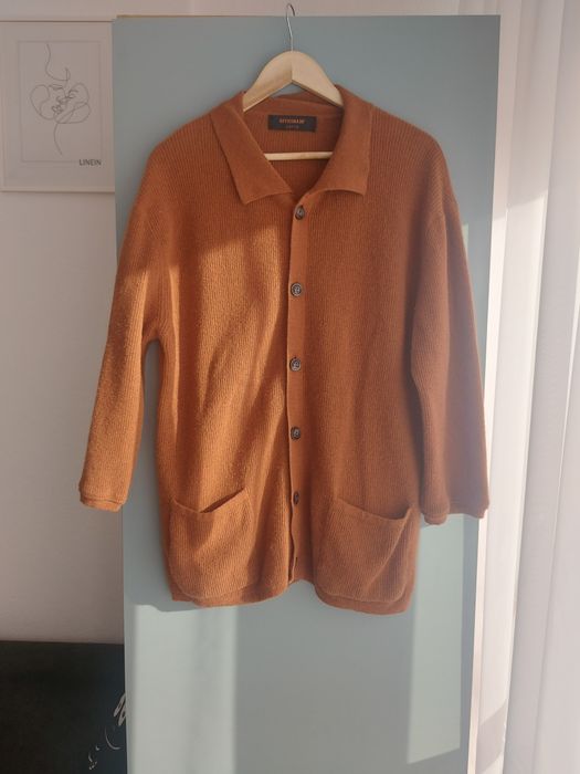 Кардиган з 80% вовни .Дуже дорогого бренду OFFICINA 36.