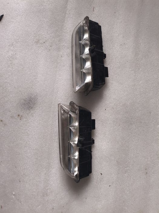 Atrapa Grill halogeny przód Renault Captur