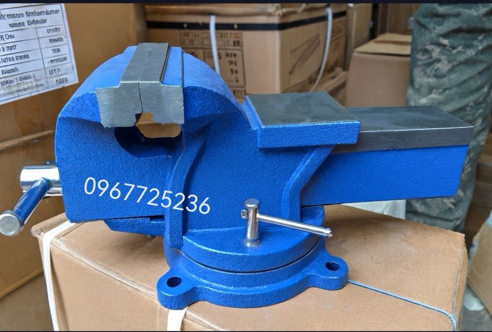 Тиски лещата слесарные поворотные станочные  50 75 100 125 150 200 мм