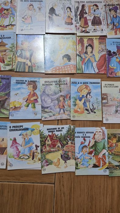 Livros colecção formiguinha