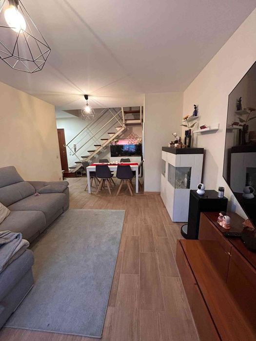 Apartamento Duplex para Arrendamento – Perafita