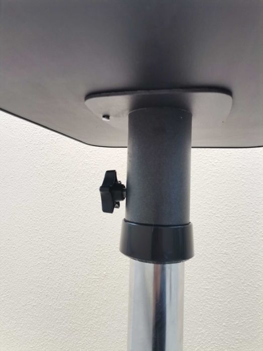 Carrinho multimedia Projector