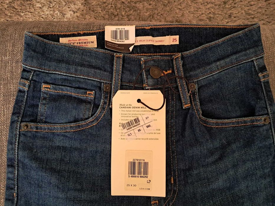Calças ganga NOVAS LEVI'S