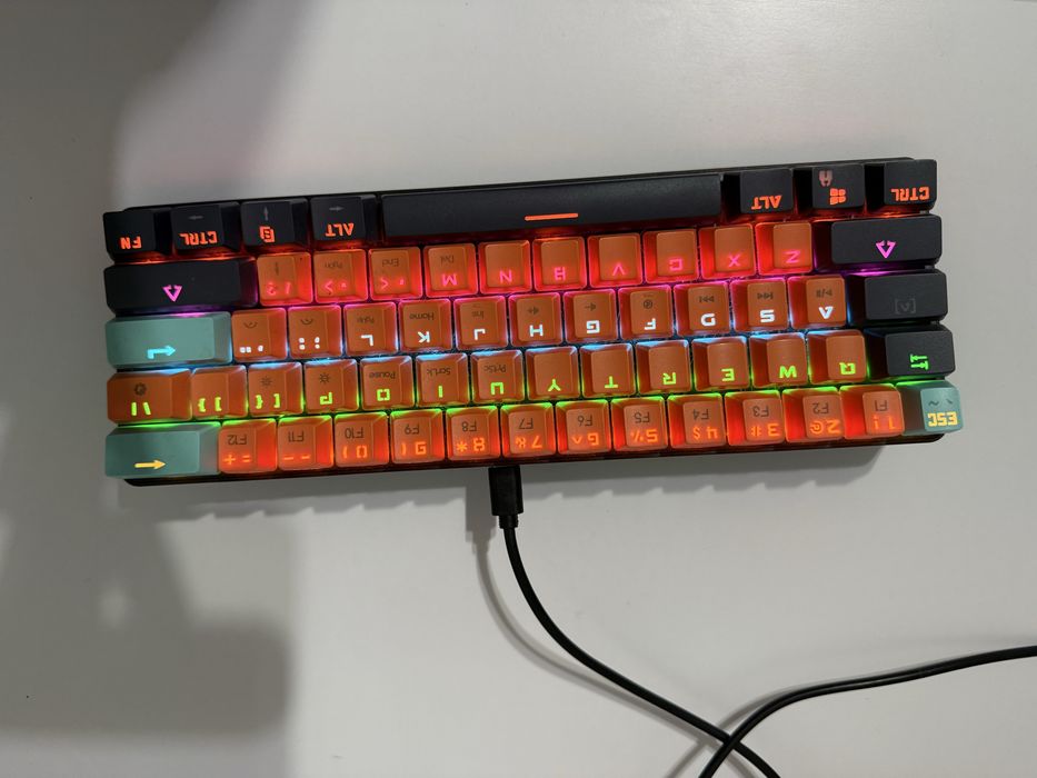 Клавіатура ігрова ,стан нової 750гр