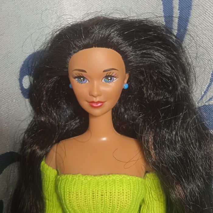Продам куколку Барби,Кира