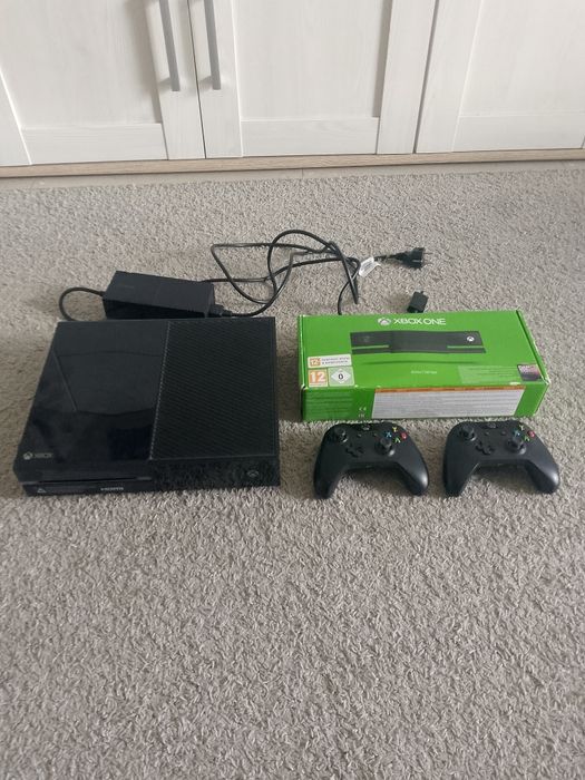 Xbox one konsola 2pady Kinect