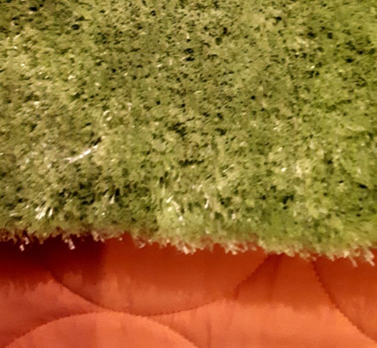 vendo tapete verde alface como novo