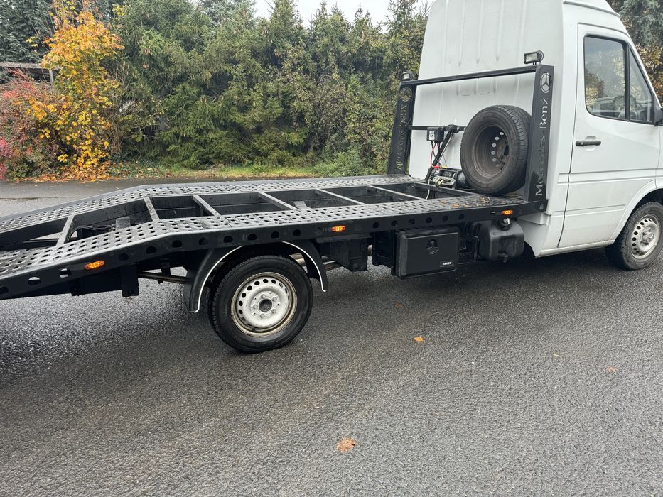 Продам эвакуатор Mercedes Sprinter 2.7  316 CDI