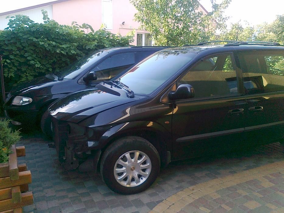 Крайслер Вояджер Додж 1996-2008 Запчасти шрот