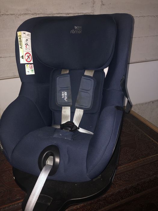 Britax Romero dualfix i-size
