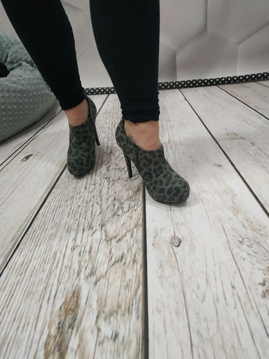 Botki DAMSKIe buty na platformie rozmiar 38 na szpilce w panterkę sexy