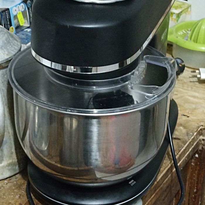 Hoffen Food Expert com acessórios bem funcional