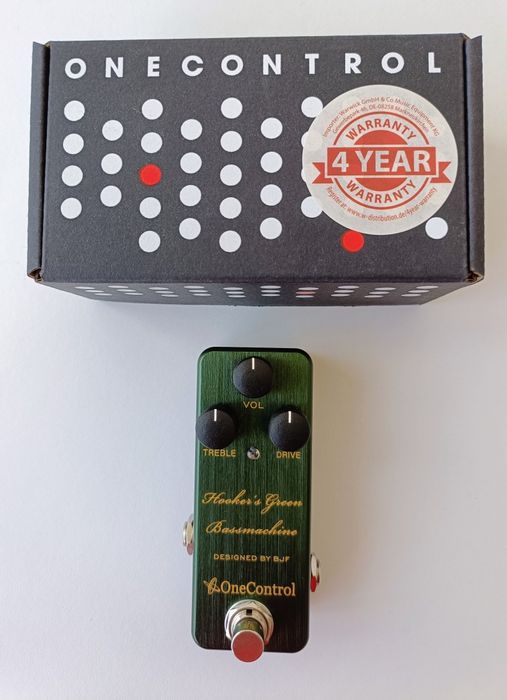 Pedal Baixo One Control OC-HGB Hooker's Green Bass Machine distorção
