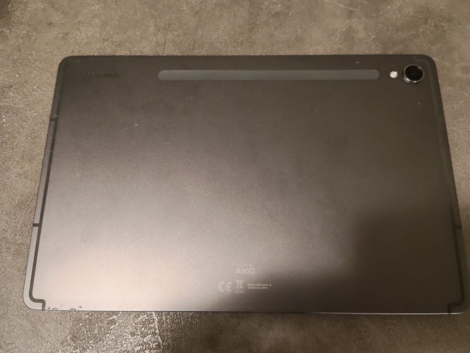 Планшет Samsung Galaxy Tab S9 
8