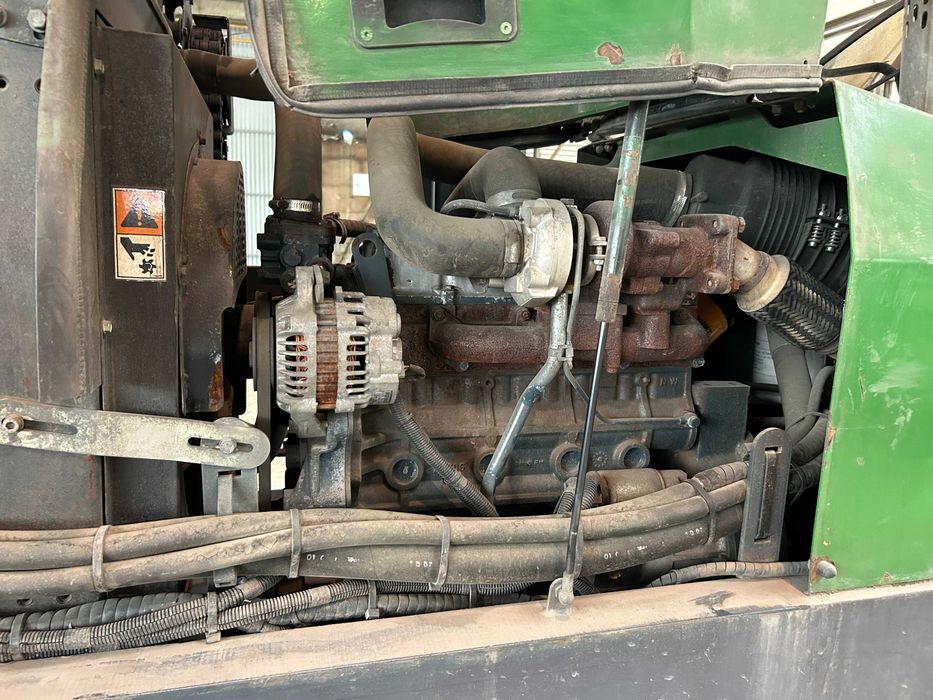 Wózek widłowy COMBILIFT C8000