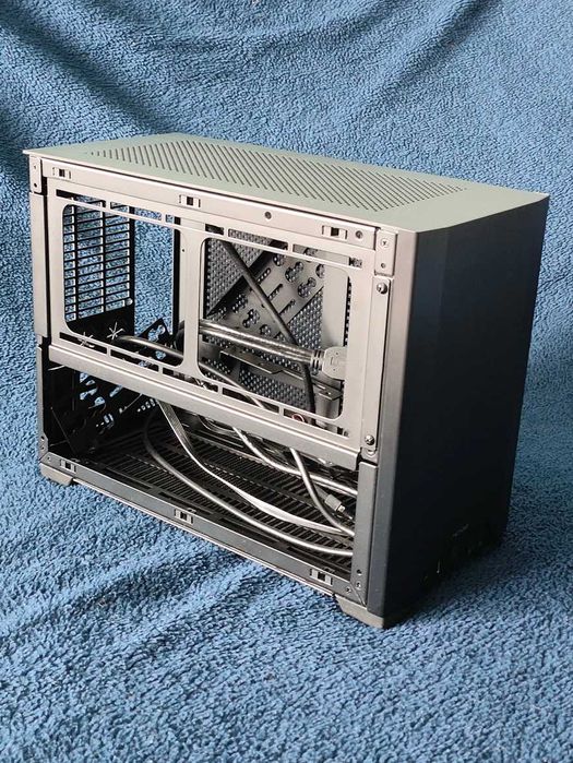 Obudowa SFF mini ITX NCase M1 v6.1
