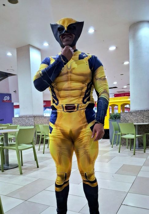 Fato Wolverine Adulto e Criança