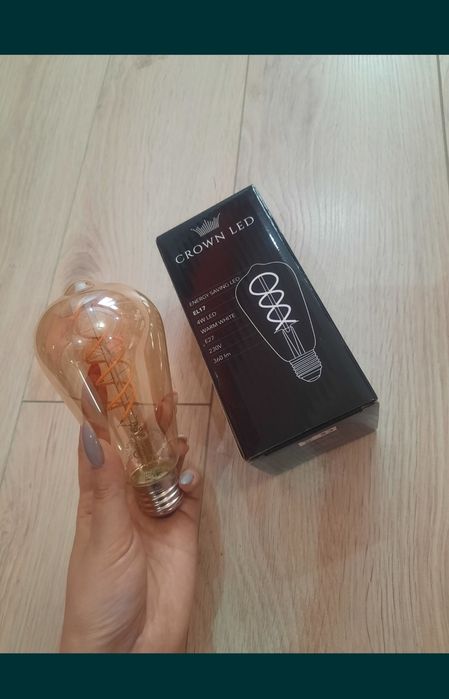Nowa żarówka CROWN LED EL17