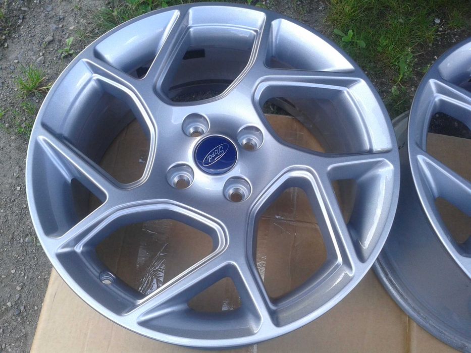 nowe oryginalne felgi r17 4x108 17cali szare oem ford fiesta st mk8 mk7 bmax b-max ecosport transit courier focus mazda 2