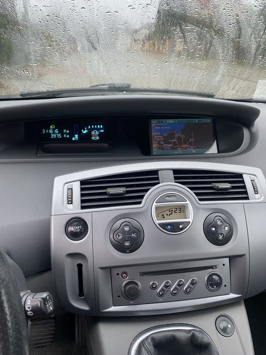 Renault Grand Scenic Lifting II 1,9dci 130 KM,bezwypadkowy,nawigacja